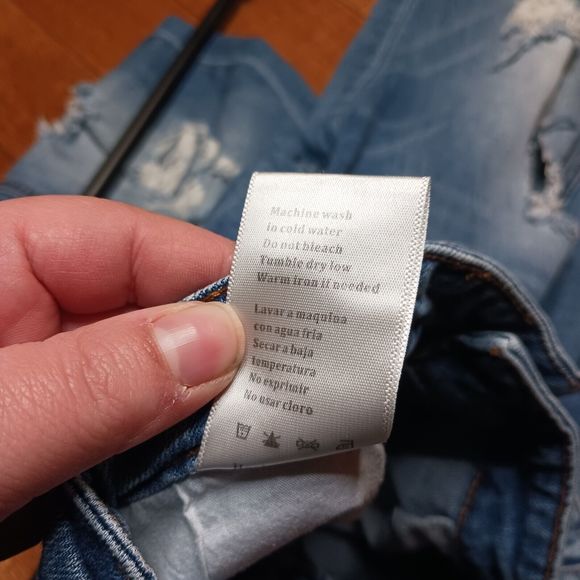 Kancan Jeans Womens 27 Ankle Mid Rise Light Wash Distressed Denim Blue Straight - Picture 7 of 7